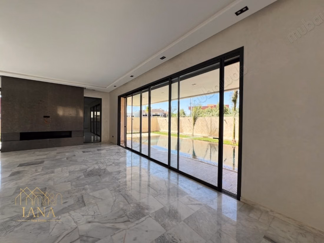 Villa 600m² with Pool in Targa Marrakech