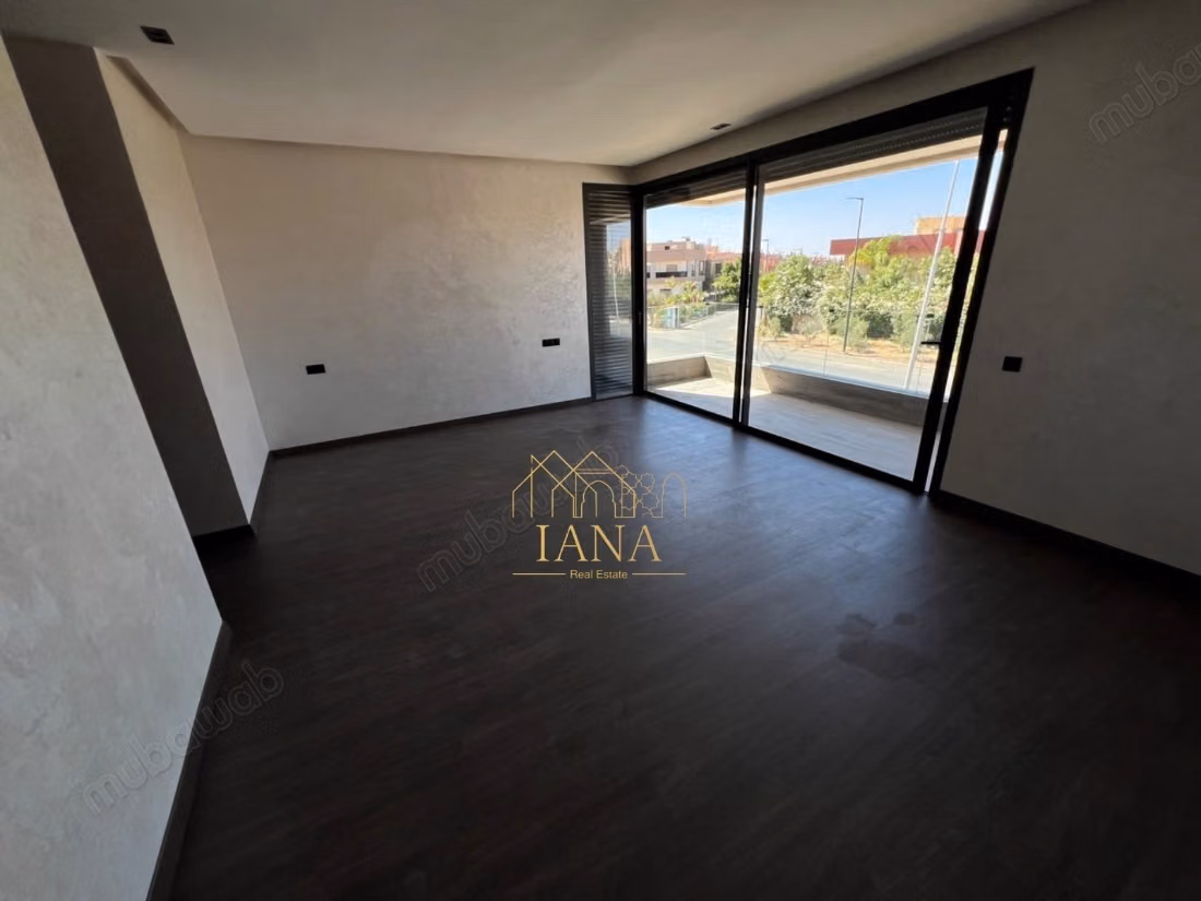 Villa 600m² with Pool in Targa Marrakech