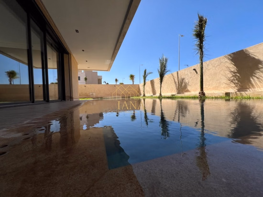 Villa 600m² with Pool in Targa Marrakech