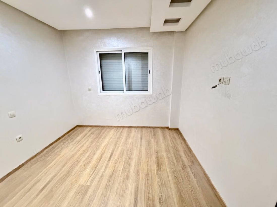 Location jolie appartement vide à Rez de chaussée. 65 mètre