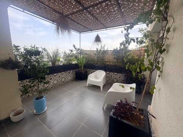 T3 vide 167 m² – 2 chambres  ch. Perso