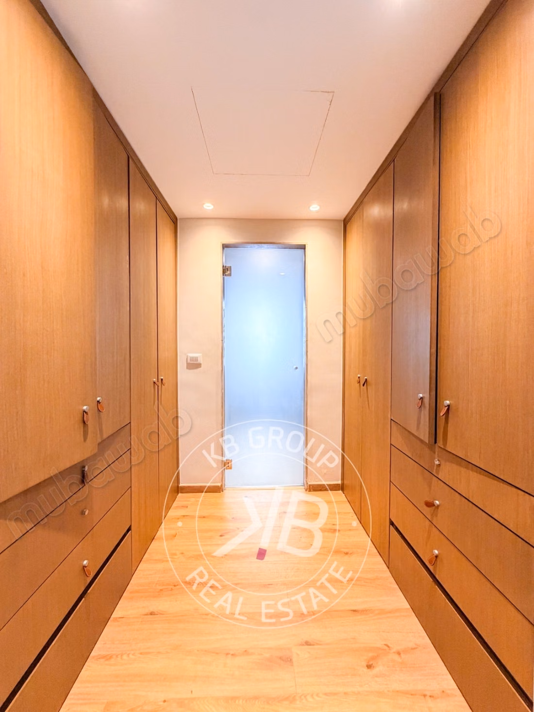 Appartement luxueux meublé à la location