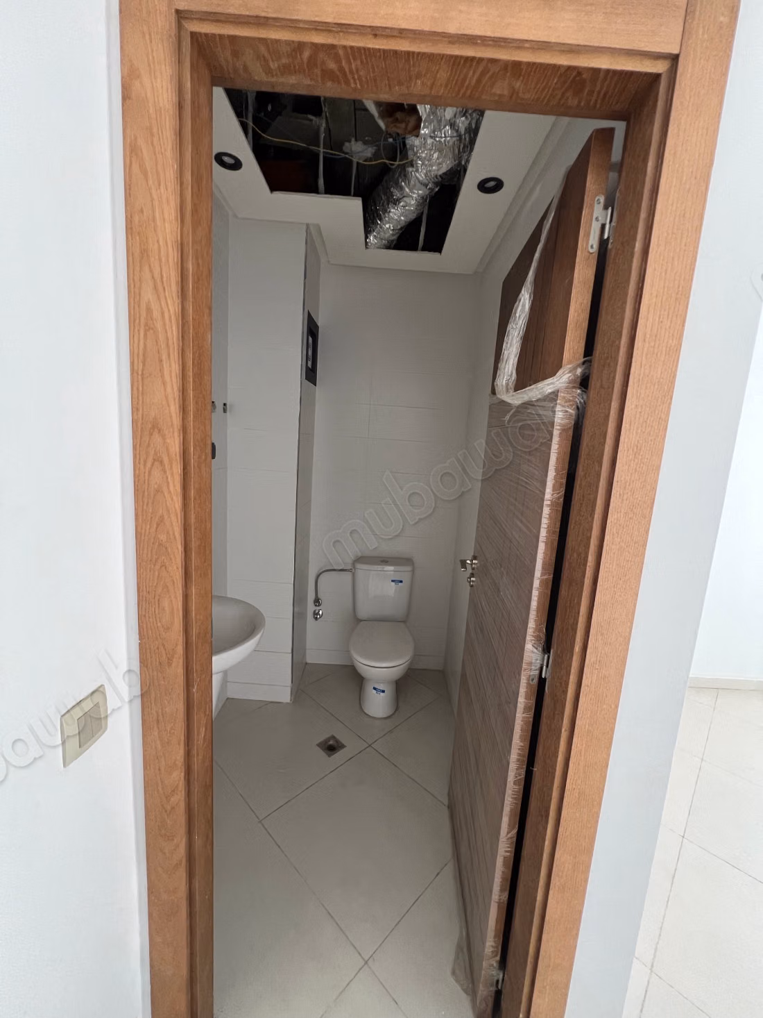 Kantoren te huur in het centrum. Totale oppervlakte 80 m². Conciërgeservice