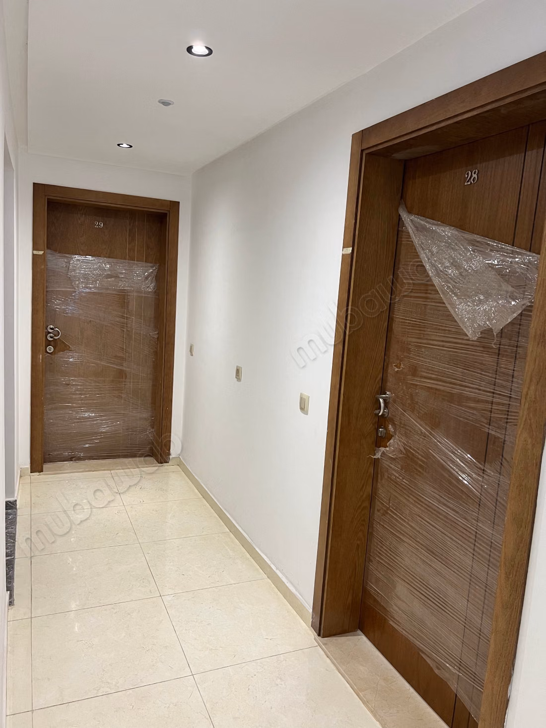 Kantoren te huur in het centrum. Totale oppervlakte 80 m². Conciërgeservice