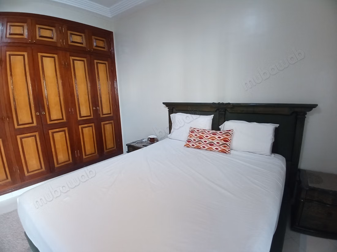 Prachtig appartement te huur in Riyad. Oppervlakte 320 m². Airconditioning en open haard