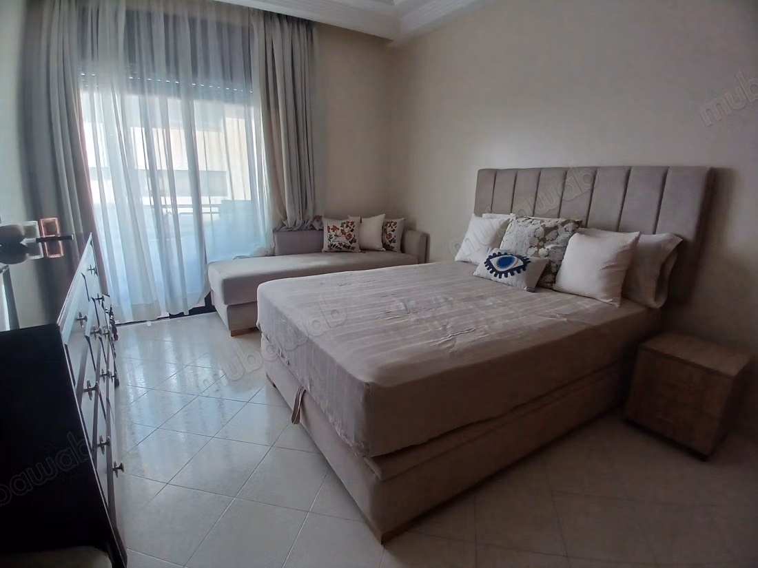 Prachtig appartement te huur in Riyad. Oppervlakte 320 m². Airconditioning en open haard