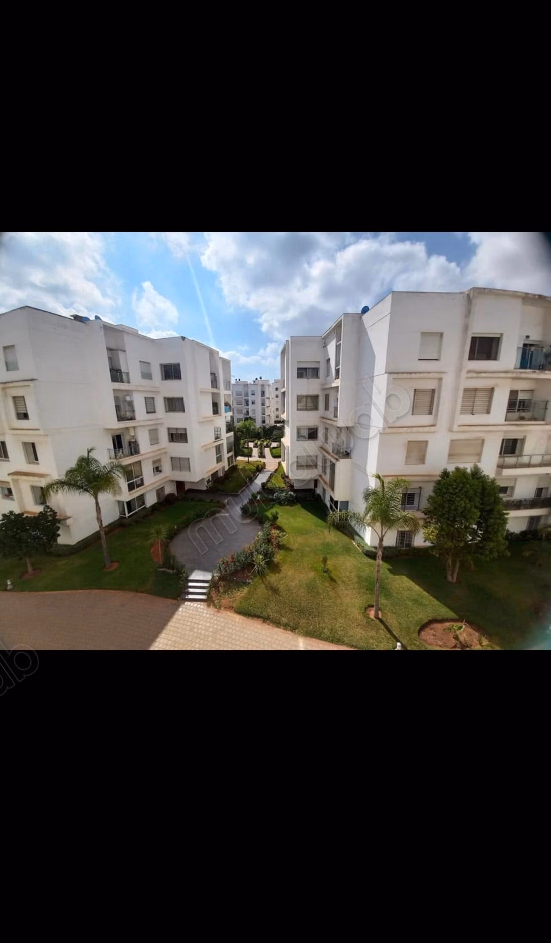 Appartement meublé résidence privée avec jardin