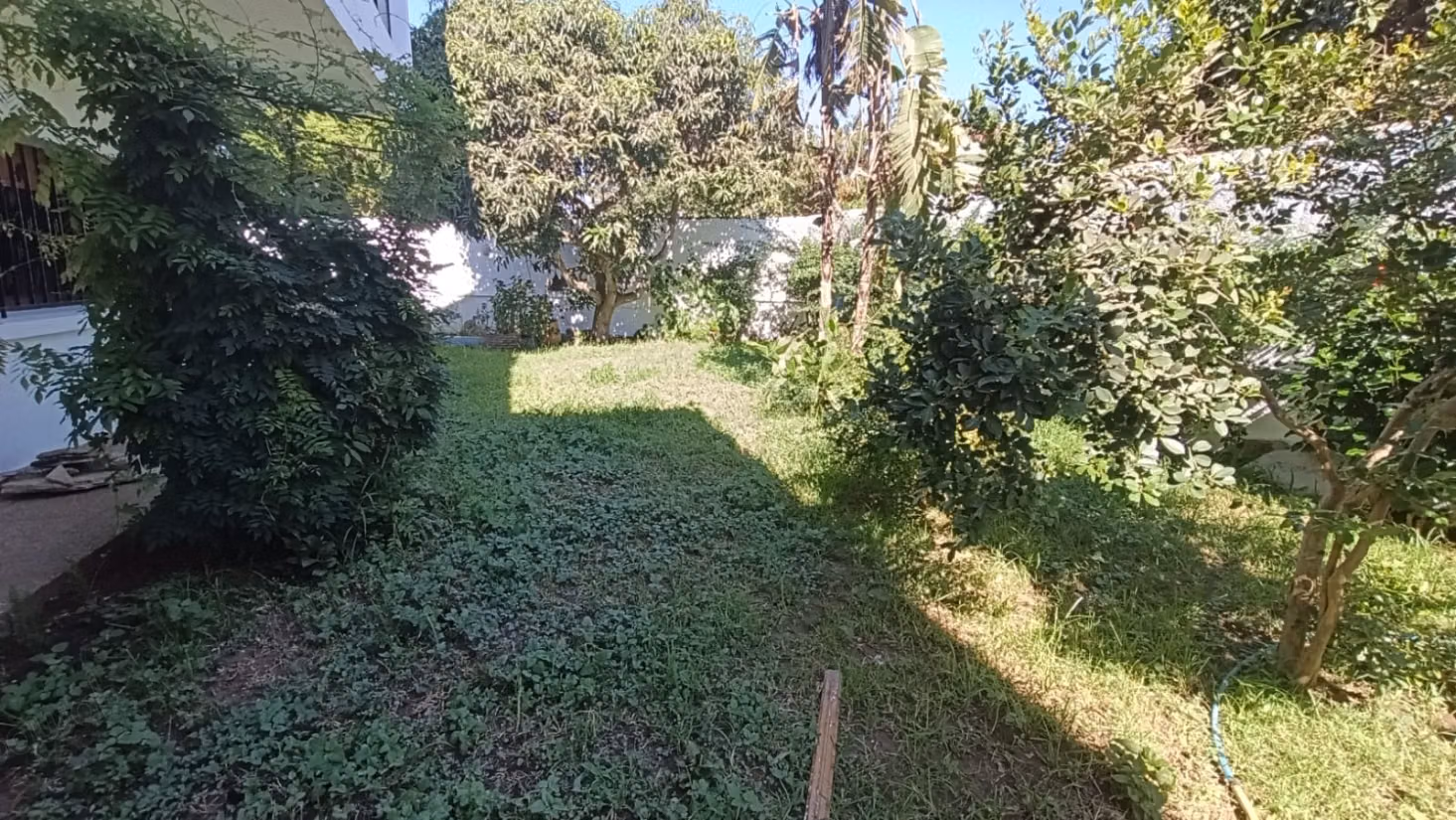Villa te huur in de buurt van Souissi. Oppervlakte van 1000 m