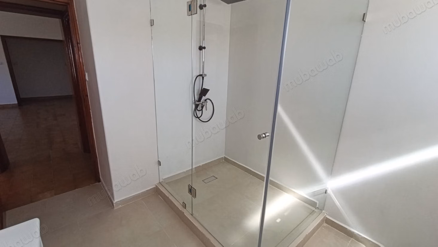 Villa te huur in de buurt van Souissi. Oppervlakte van 1000 m