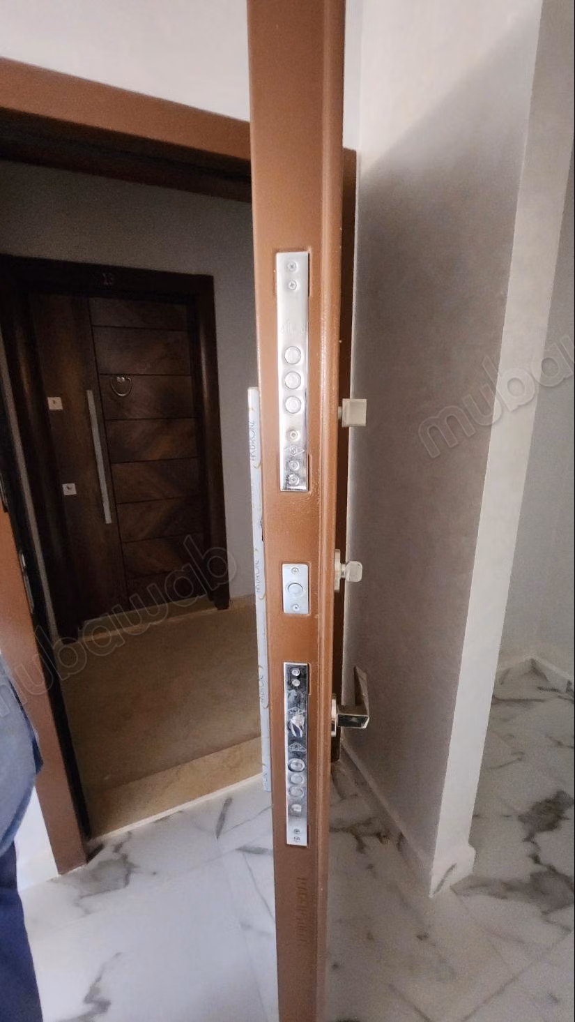Appartamento con 3 camere da letto in affitto in un nuovo edificio