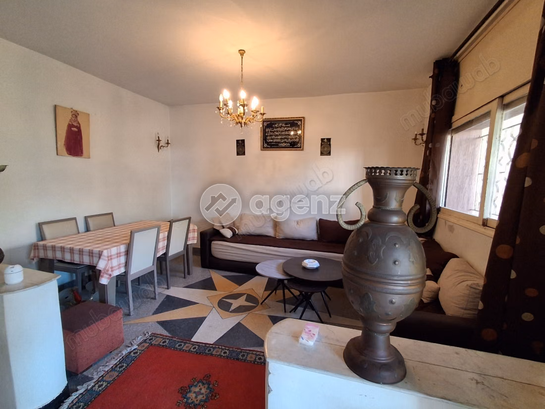 Villa à vendre 300 m², 5 chambres 
Btana Salé