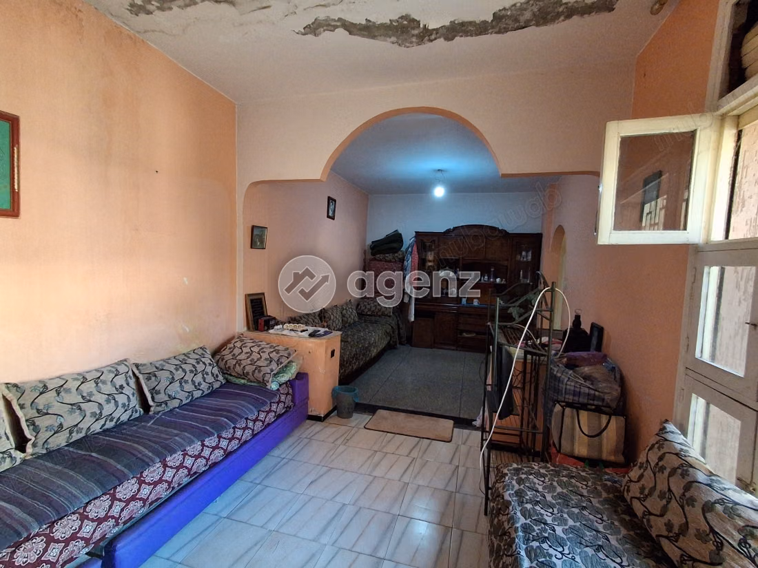 Villa à vendre 300 m², 5 chambres 
Btana Salé