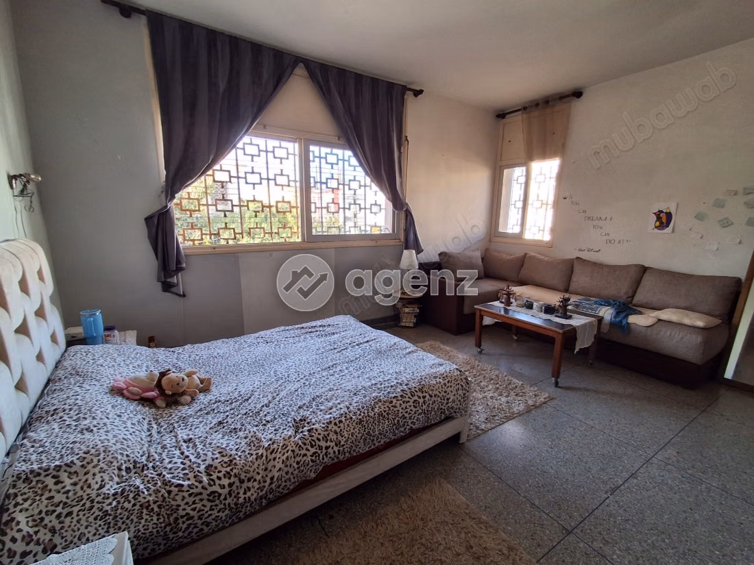 Villa à vendre 300 m², 5 chambres 
Btana Salé