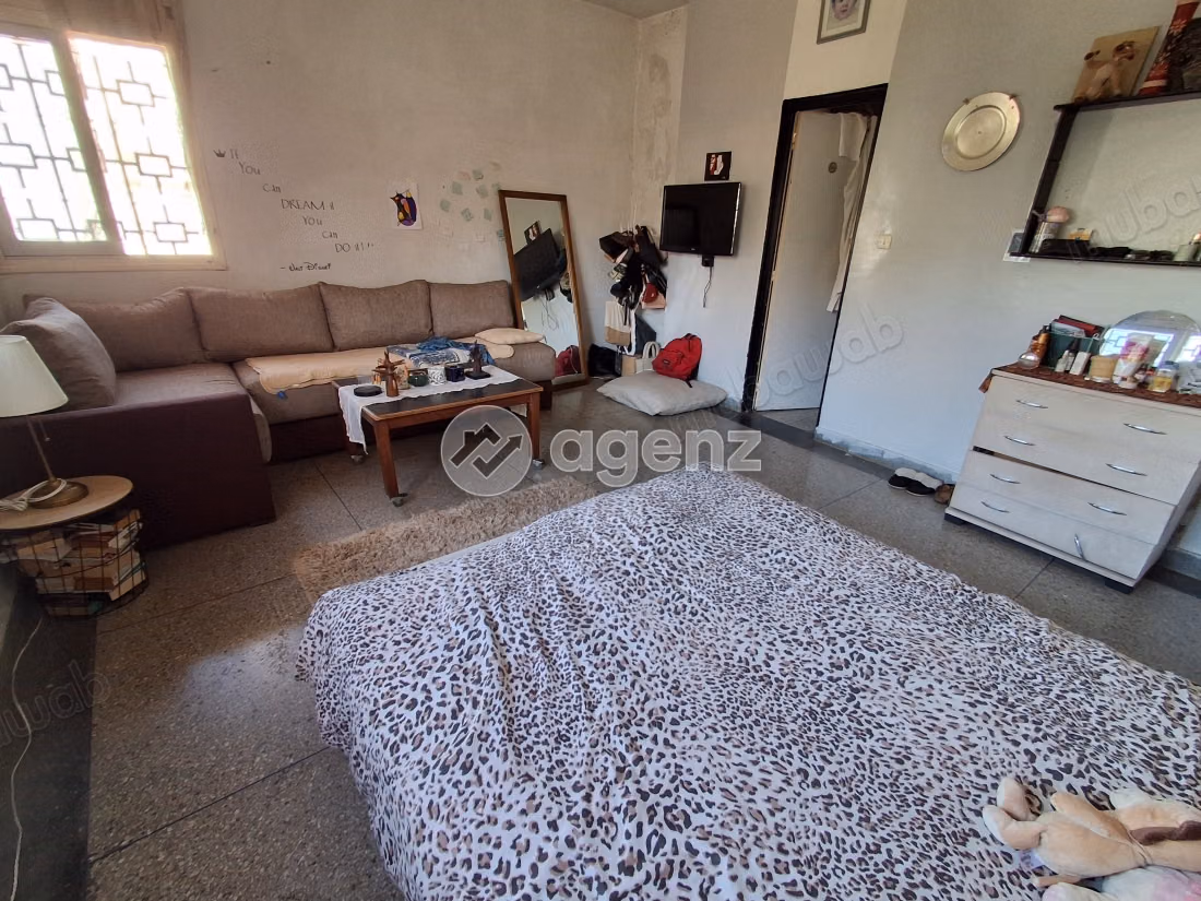Villa à vendre 300 m², 5 chambres 
Btana Salé