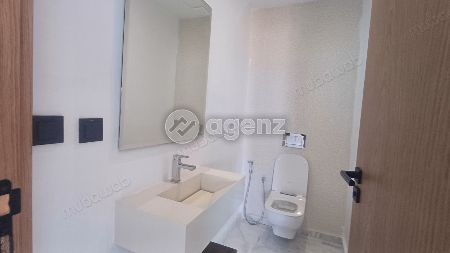 Appartamento in affitto 128 m², 3 camere Sidi Abed Skhirate Témara