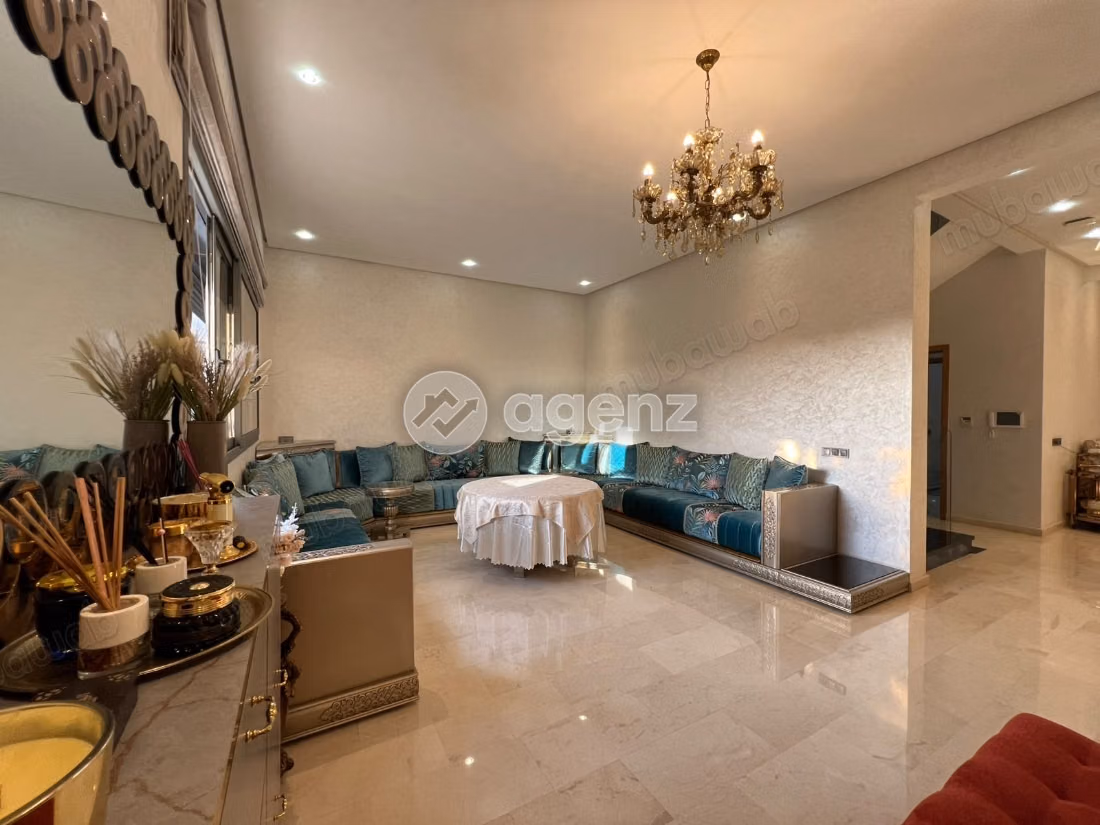 Villa for sale 374 m², 6 bedrooms Route de Rabat Benslimane