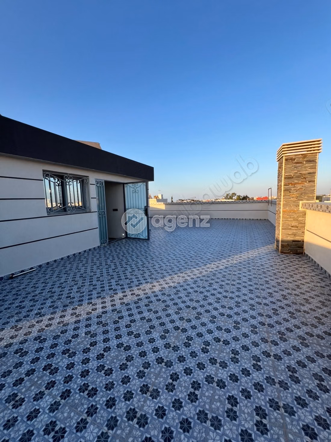 Villa for sale 374 m², 6 bedrooms Route de Rabat Benslimane