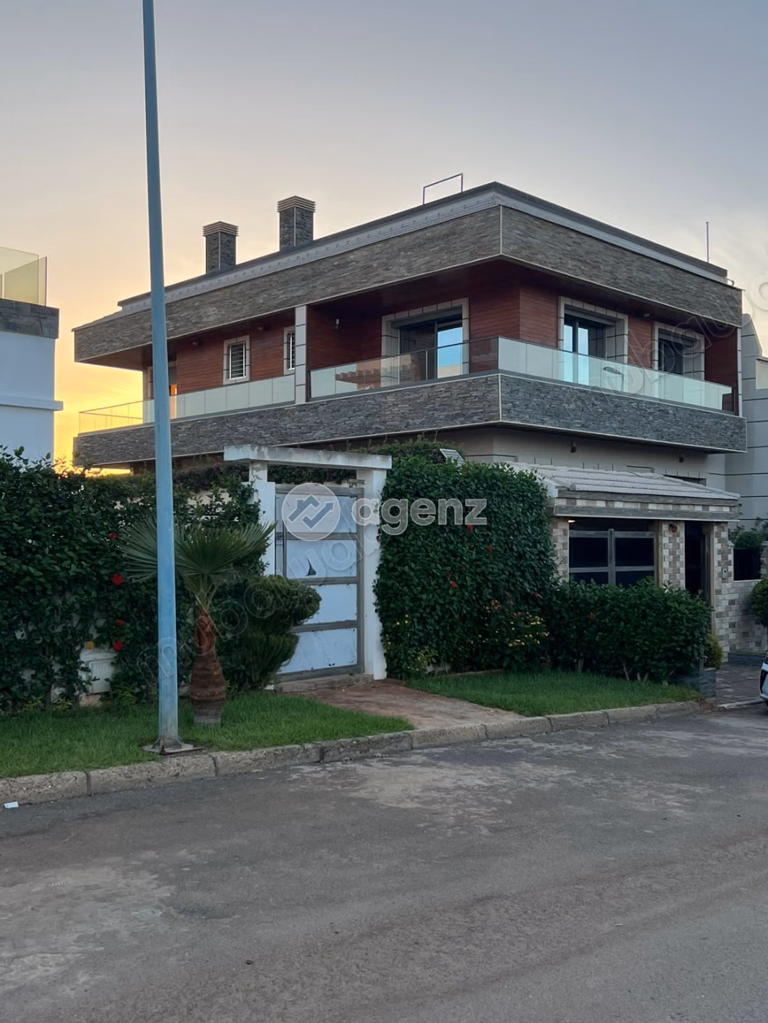 Villa for sale 374 m², 6 bedrooms Route de Rabat Benslimane