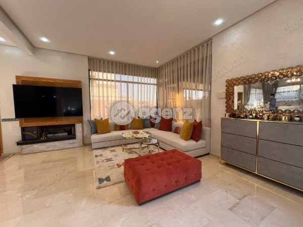 Villa for sale 374 m², 6 bedrooms Route de Rabat Benslimane