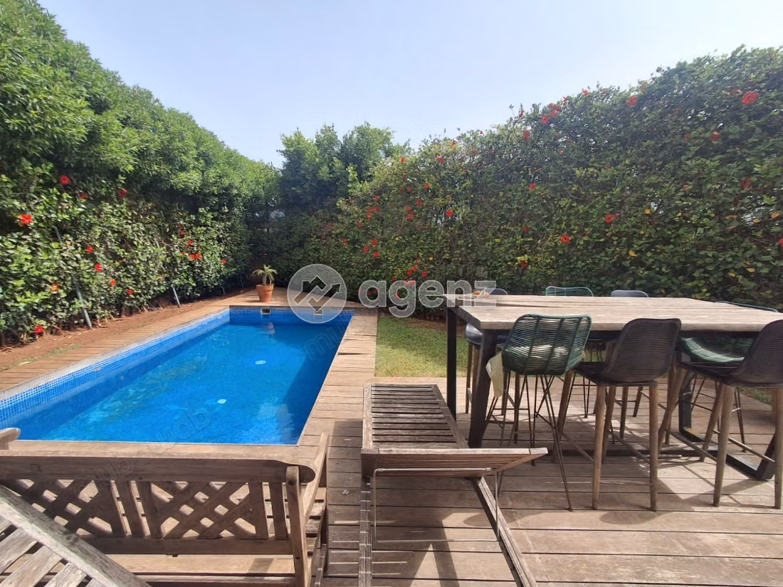 Villa for sale 250 m², 4 bedrooms Dar Bouazza Dar Bouazza