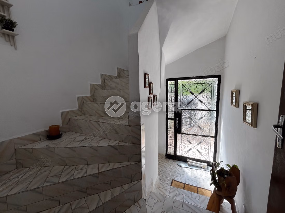 Villa à vendre 300 m², 5 chambres Polo Casablanca
