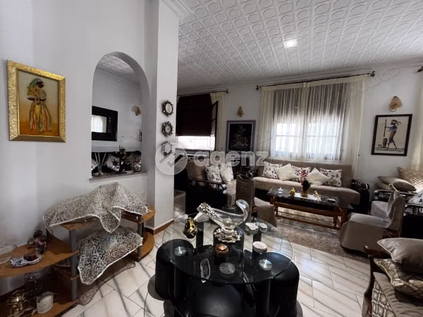 Villa for sale 300 m², 5 bedrooms Polo Casablanca
