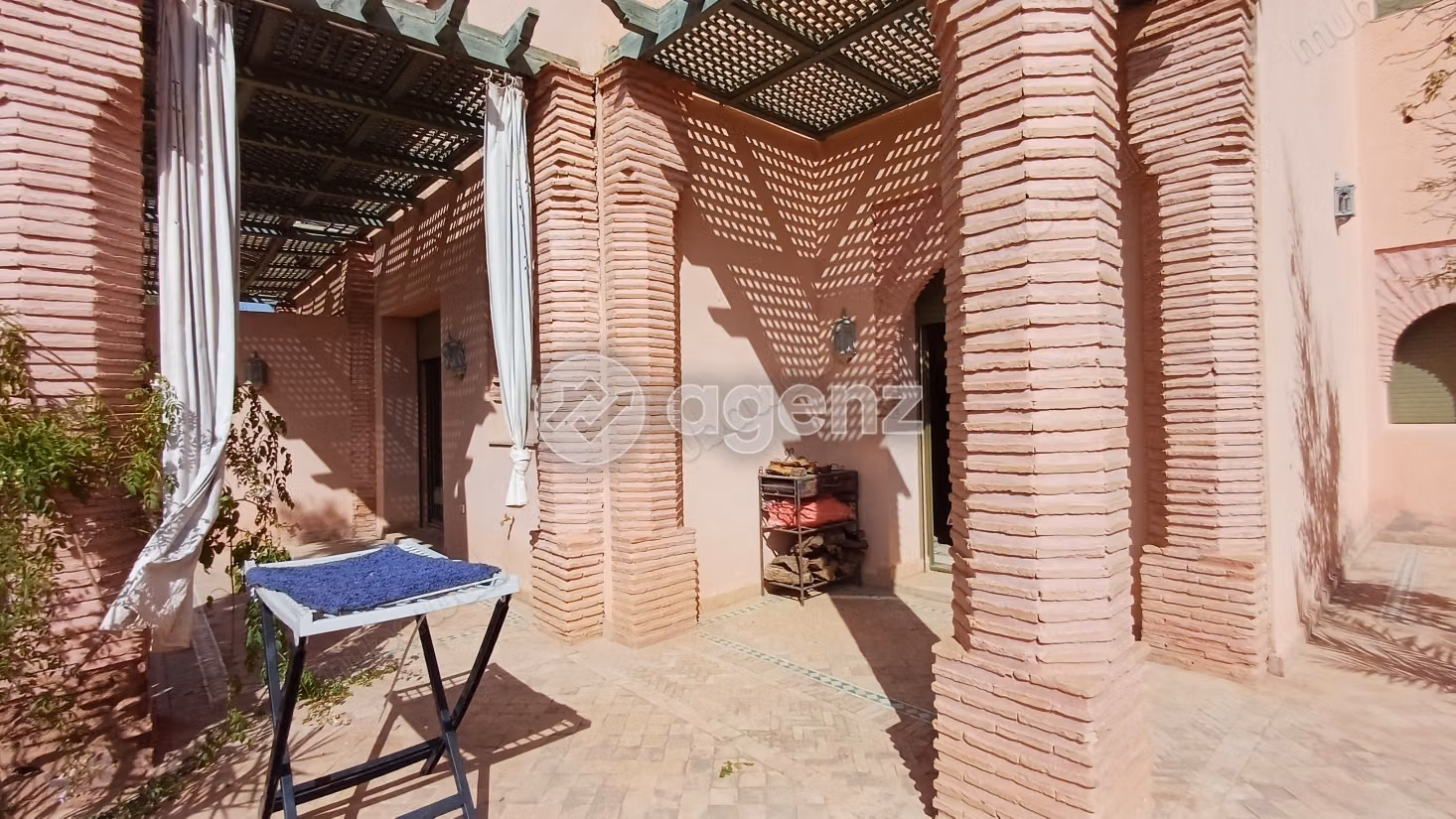 Apartment for sale 104 m², 2 bedrooms Ennakhil Palmeraie Marrakech