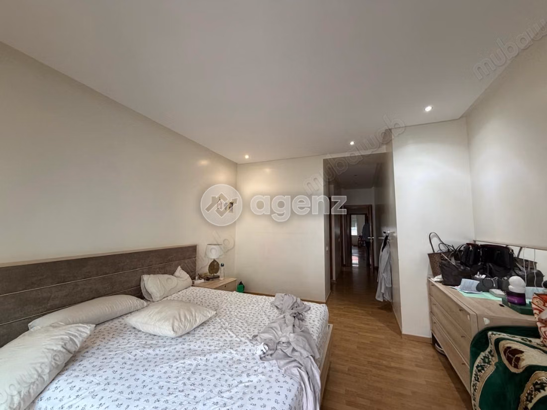Apartment for sale 151 m², 3 bedrooms Hospitals Casablanca