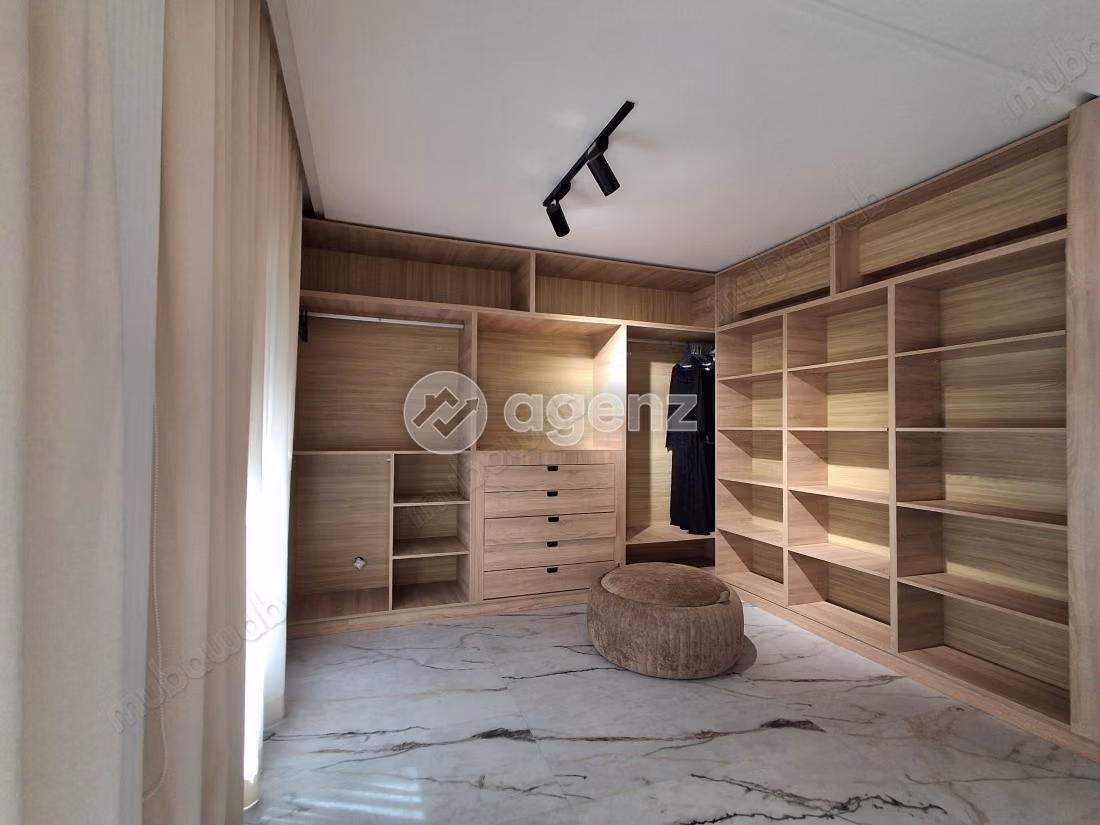 Studio for sale 100 m² La Gironde Casablanca
