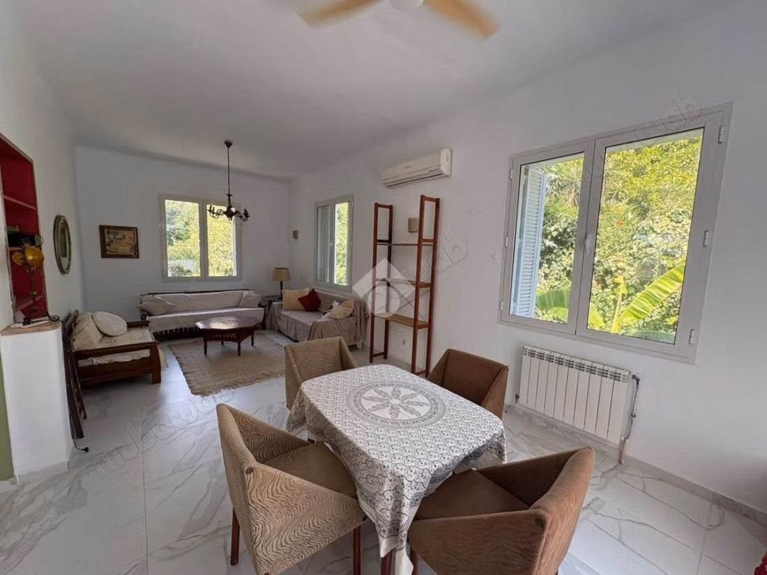 Piano di villa in affitto