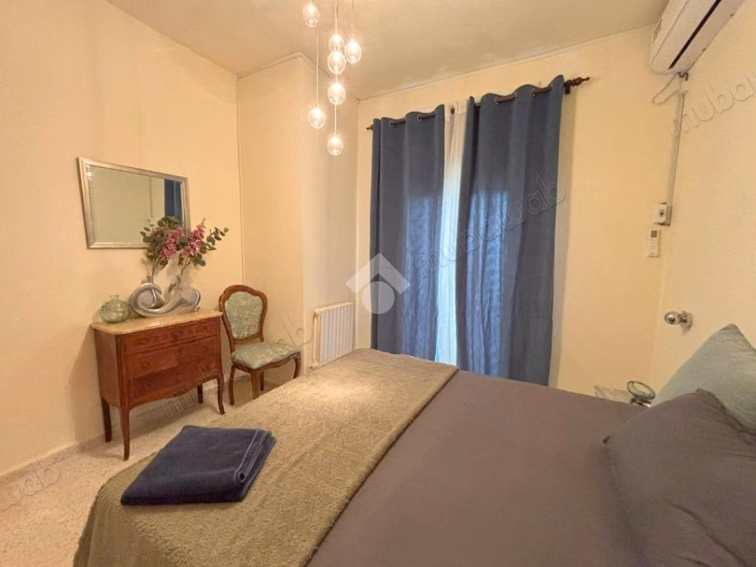 Etage de villa meublé en location