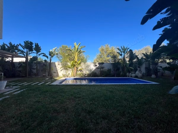 Semi-Detached Villa for Sale