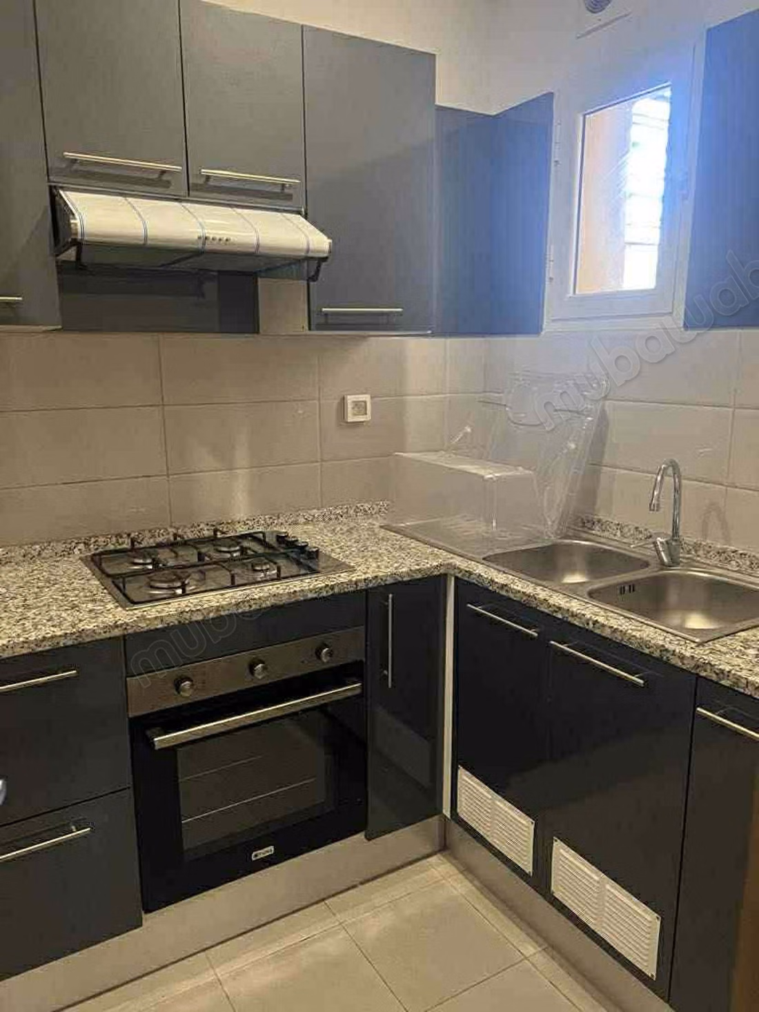 Affitta questo appartamento a Sidi Frej. Superficie totale 100 m². Arredato