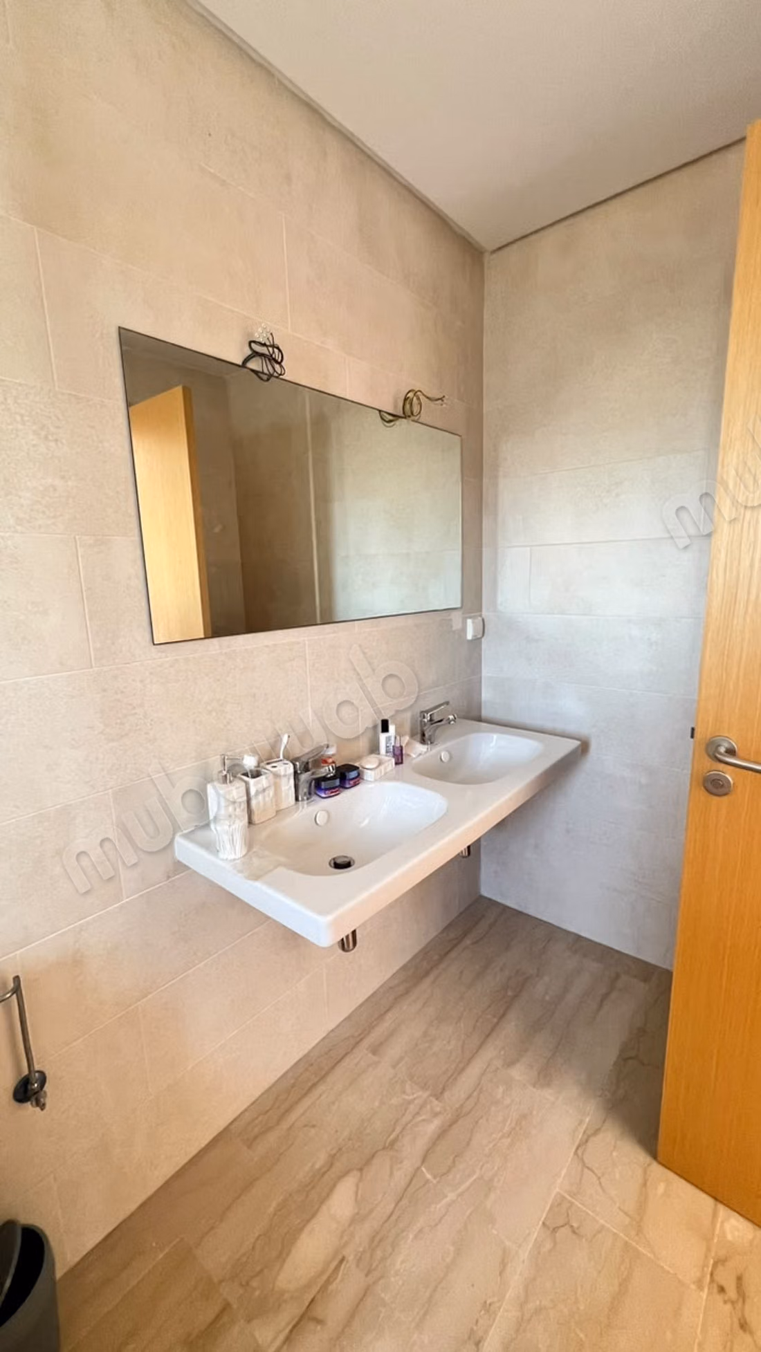 Appartamento arredato molto chic 3 camere a Cfc in affitto