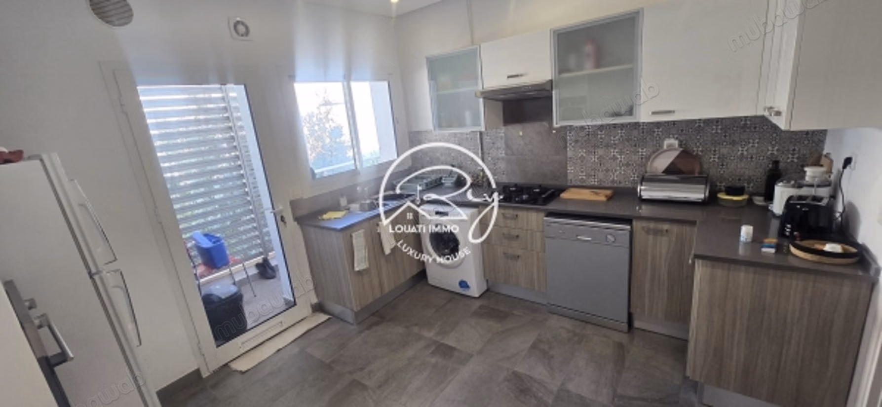 A vendre un appartement S3 à LA SOUKRA CHOTRANA 1