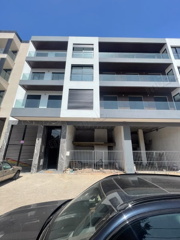 Oasis – locale commerciale in affitto con alto potenziale