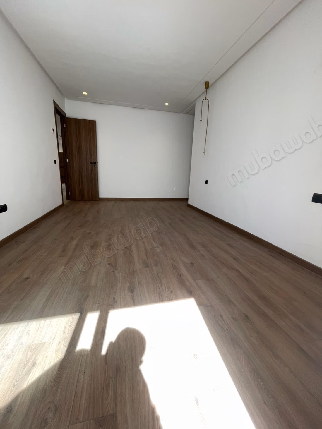 Apartment for rent in Oasis. 3 bedrooms. Reinforced door, traditional Moroccan living room
