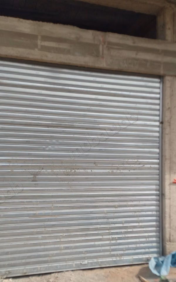 EN VENTA - Local comercial de 34,74 m² en Témara