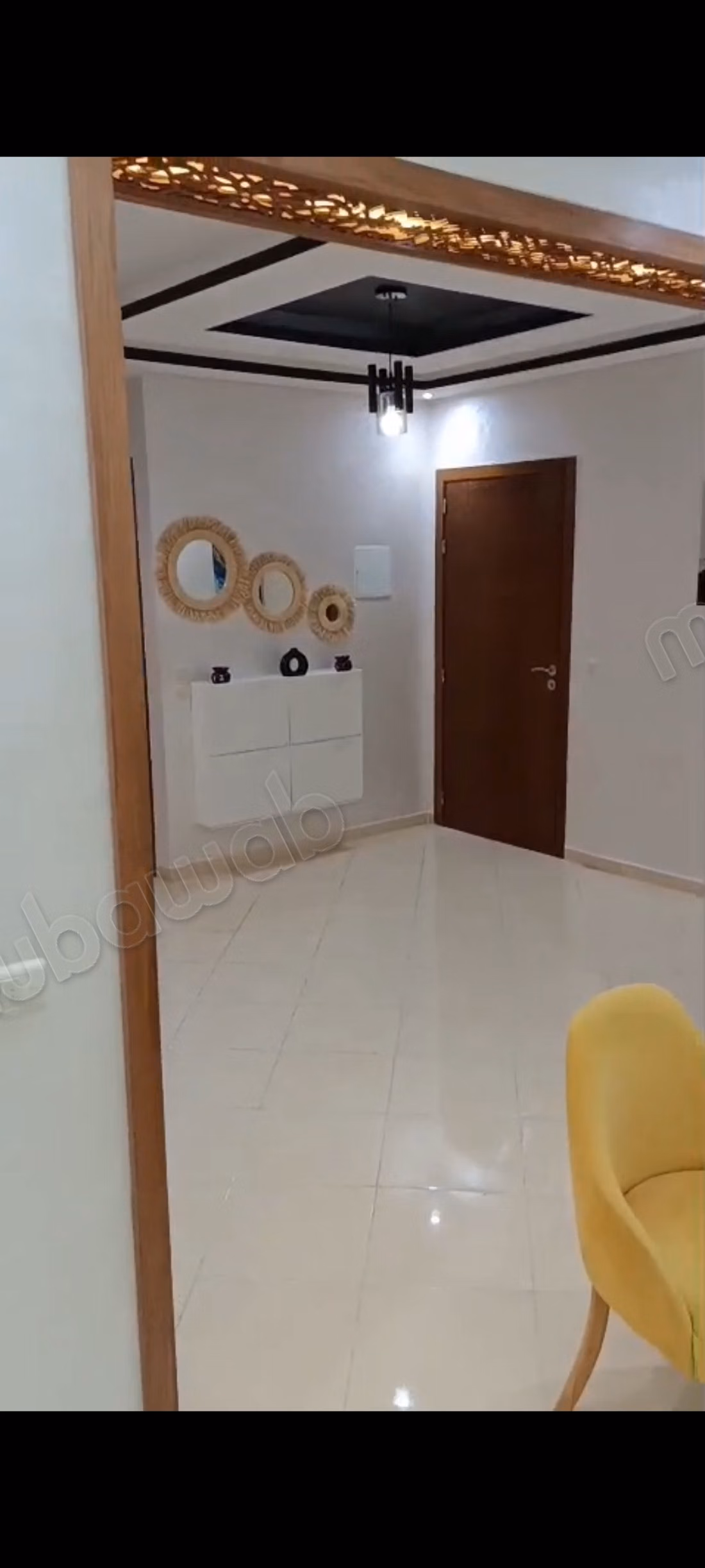 Appartement en location à Sakani. 
2 pièces confortables. 
Meublé