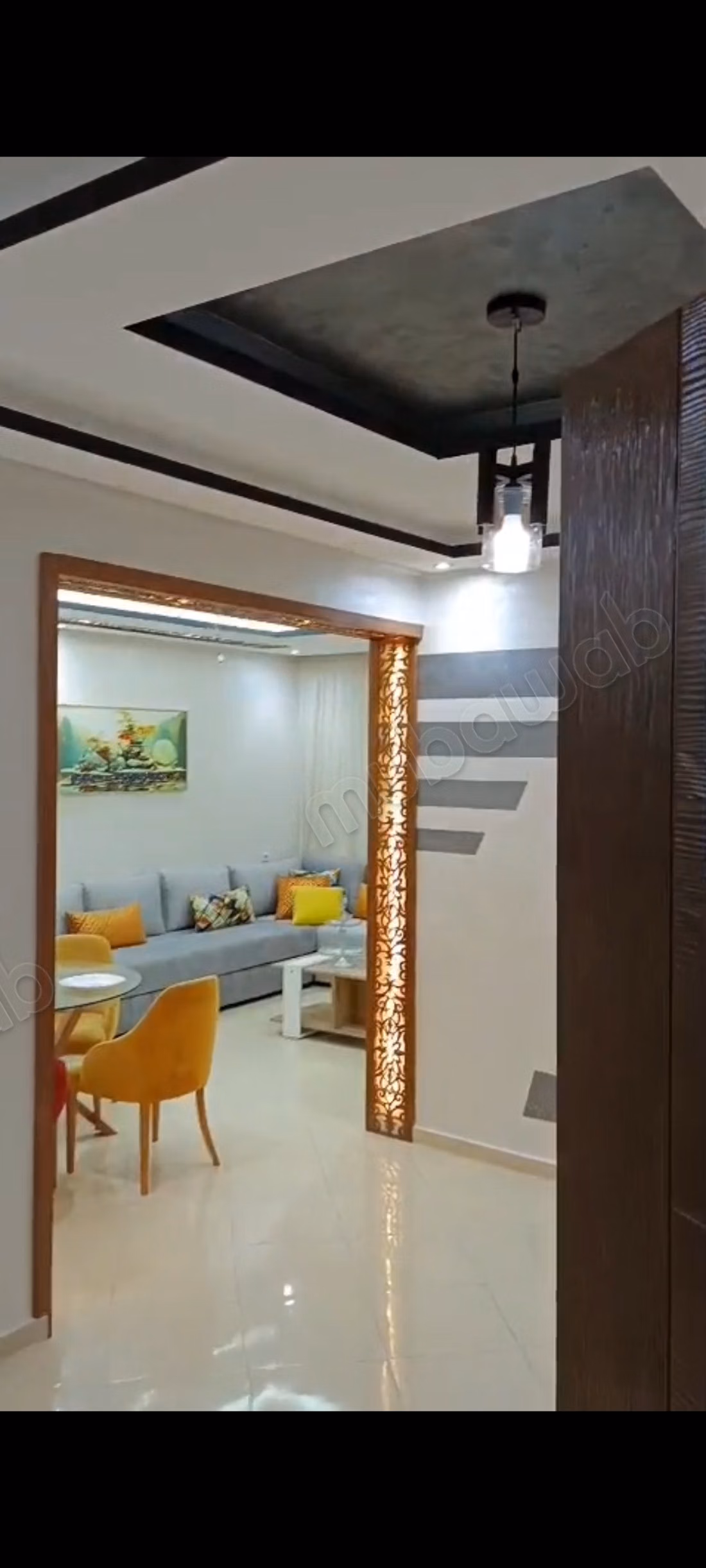 Appartement en location à Sakani. 
2 pièces confortables. 
Meublé