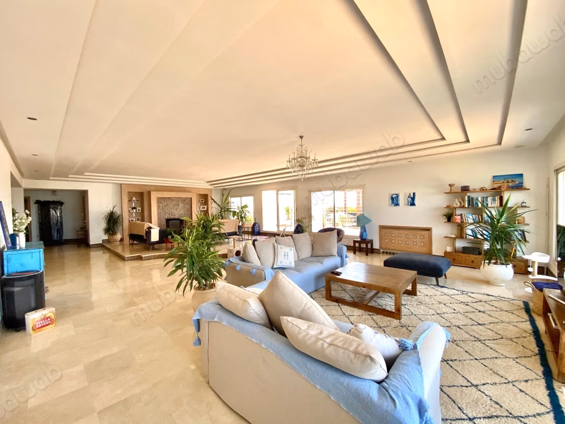 Penthouse for sale in Hay Riad. 5 rooms. With elevator and terrace