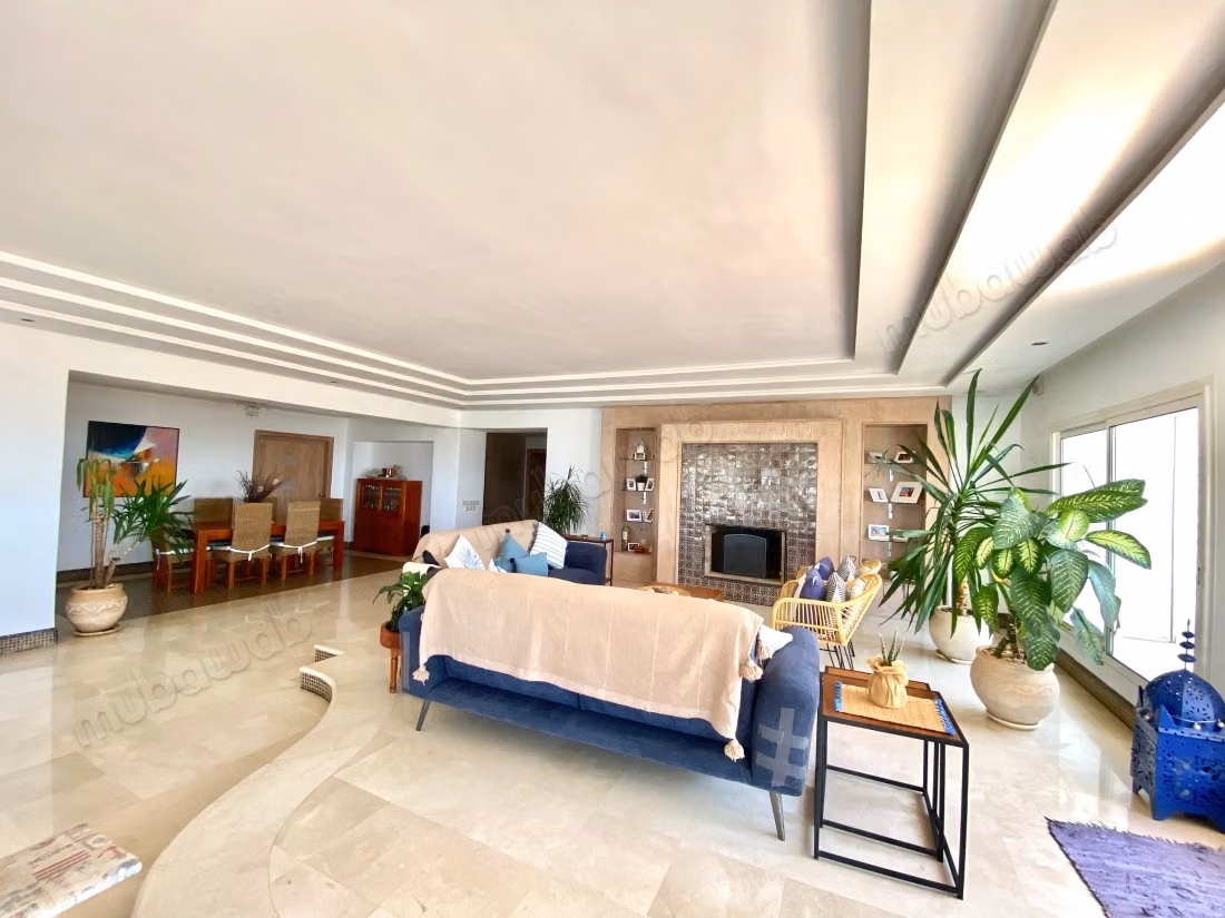 Penthouse for sale in Hay Riad. 5 rooms. With elevator and terrace