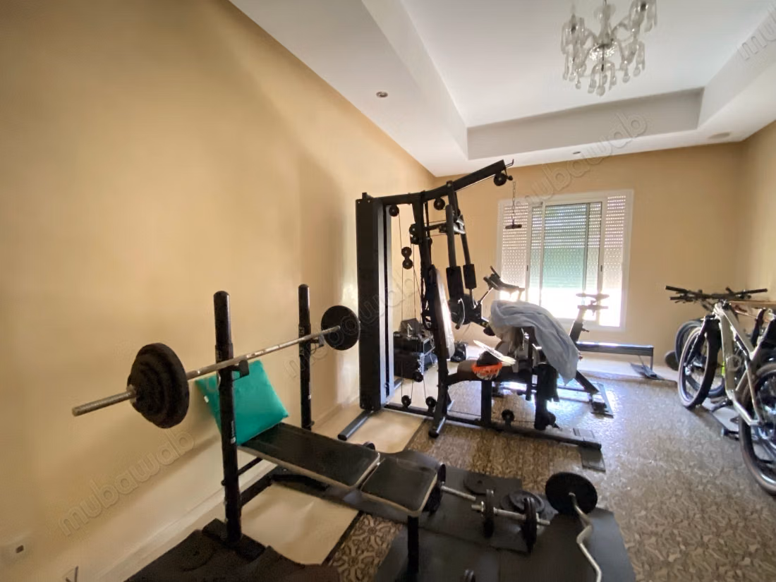 Penthouse for sale in Hay Riad. 5 rooms. With elevator and terrace