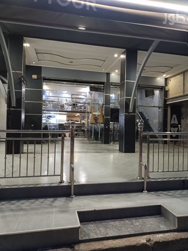 Local comercial en venta en Ait Melloul. Superficie de 120 m². Aire acondicionado