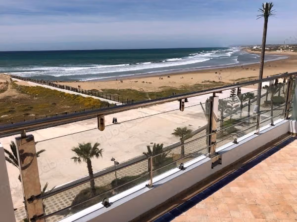 Apartamento en Venta con Vista a la Playa y al Paseo Marítimo en Asilah