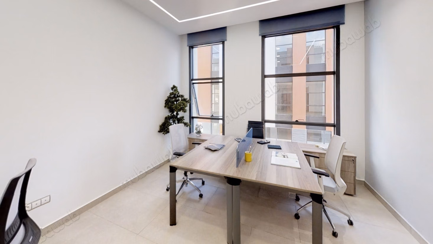 Plateaux Bureaux Clé En Main à Vendre