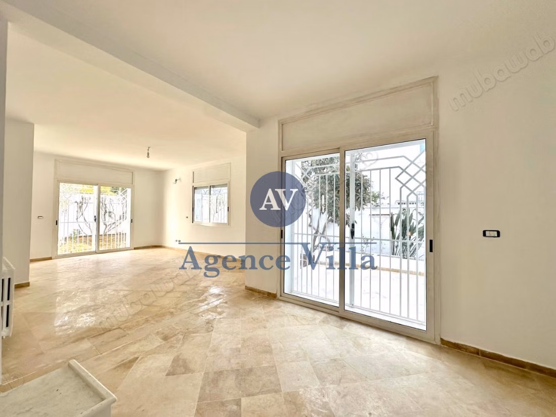 A louer une villa S4 à la Marsa, cité Enassim