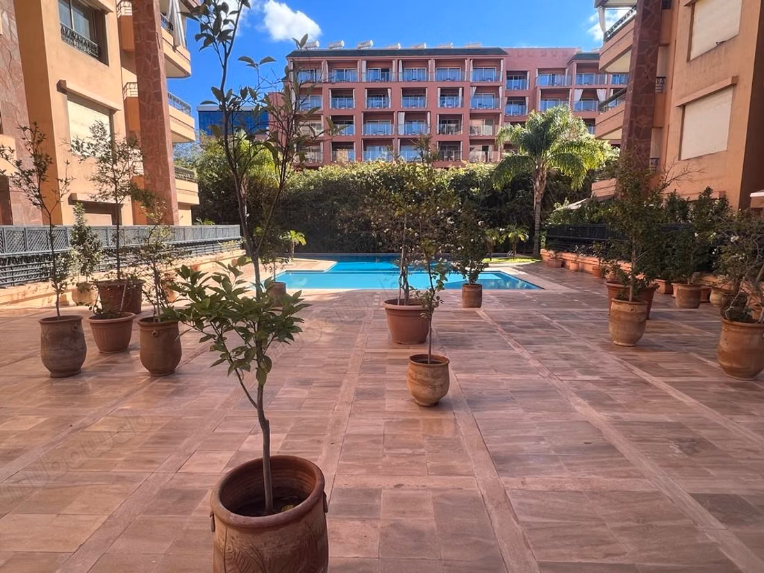 Prestigieus Gemeubileerd Appartement Te Huur in L'Hivernage