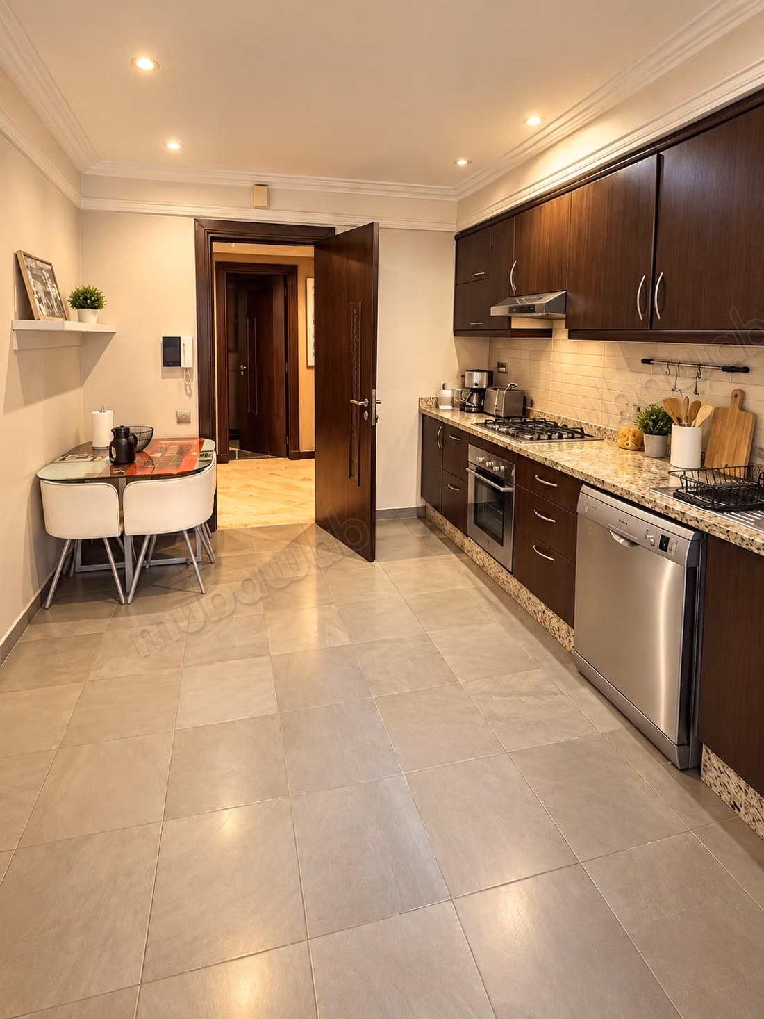Prestigieus Gemeubileerd Appartement Te Huur in L'Hivernage