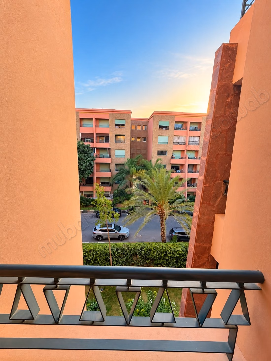 Prestigieus Gemeubileerd Appartement Te Huur in L'Hivernage